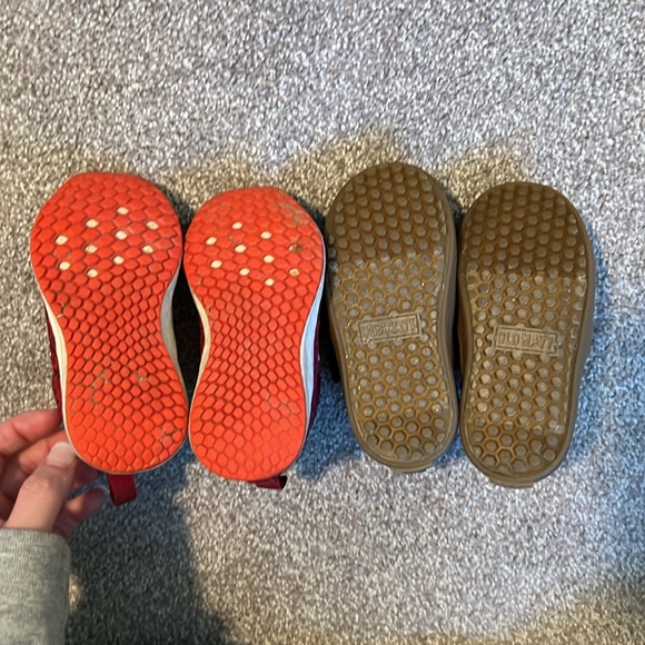 New Balance & Old Navy toddler shoes size 6 - Picture 4 of 7